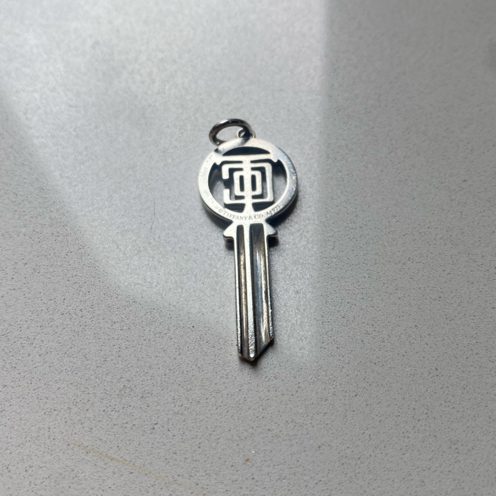 Tiffany key necklace pendant